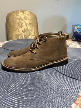 John varvatos Men's Brown Suede Chukka Boots